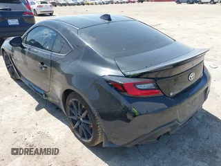 2024 Toyota 86 Premium с VIN JF1ZNBE19R8753925, выставлен на аукционе IAAI как лот 42005778 с пробегом 8 127 миль миль и . История ставок и продаж доступна на DreamBid. Изображение 3.