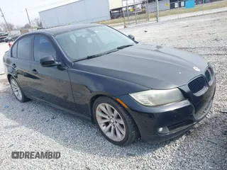 2011 BMW 3 Series 328i with VIN WBAPH7C56BE852007, listed as a IAAI auction lot 41764362 with 135,616 mi miles. Bid and sale history available at carsss.com. Image 1.