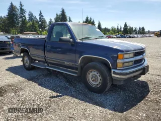 1995 Chevrolet Silverado 2500 z VIN 1GCFK24K7SE228644, wystawiony jako Copart lot #57244755 z przebiegiem 241 137 mil mil oraz Szkoda całkowita • Salvage title. Historia ofert i sprzedaży dostępna na DreamBid. Obrazek 4.