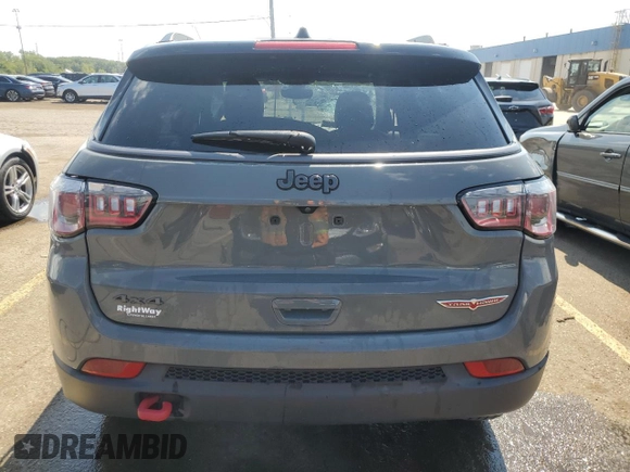 2020 Jeep Compass Trailhawk z VIN 3C4NJDDB3LT203350, wystawiony jako Copart lot #70399364 z przebiegiem 53 910 mil mil oraz Szkoda całkowita • Salvage title. Historia ofert i sprzedaży dostępna na DreamBid. Obrazek 6.