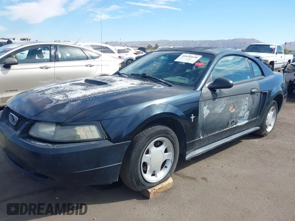 2001 Ford Mustang Standard with VIN 1FAFP40471F153561, listed as a IAAI auction lot 41650428 with 170,886 mi miles. Bid and sale history available at carsss.com. Image 6.