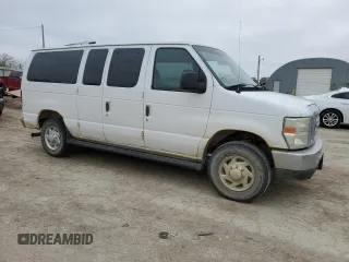 2008 Ford Econoline Passenger XL with VIN 1FBNE31L98DA75760, listed as a Copart auction lot 51132505 with 267,653 mi miles and Clean Title. Bid and sale history available at carsss.com. Image 4.