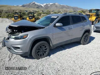 2019 Jeep Cherokee Latitude с VIN 1C4PJLCXXKD278468, выставлен на аукционе Copart как лот 55064395 с пробегом 84 945 миль миль и Списание • Salvage title. История ставок и продаж доступна на DreamBid. Изображение 1.