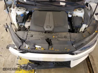 2022 Kia EV6 GT-Line with VIN KNDC4DLC5N5067119, listed as a Copart auction lot 77870564 with 39,431 mi miles and Salvage Title. Bid and sale history available at carsss.com. Image 13.