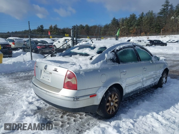 2003 Volkswagen Passat GL z VIN WVWMD63B23P440805, wystawiony jako IAAI lot #41545000 z przebiegiem 167 982 mil mil oraz . Historia ofert i sprzedaży dostępna na DreamBid. Obrazek 4.