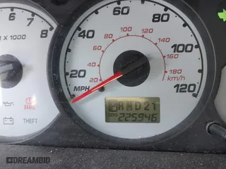 2003 Ford Escape XLT Popular 2 with VIN 1FMCU93143KC88233, listed as a IAAI auction lot 41929404 with 225,946 mi miles. Bid and sale history available at carsss.com. Image 7.