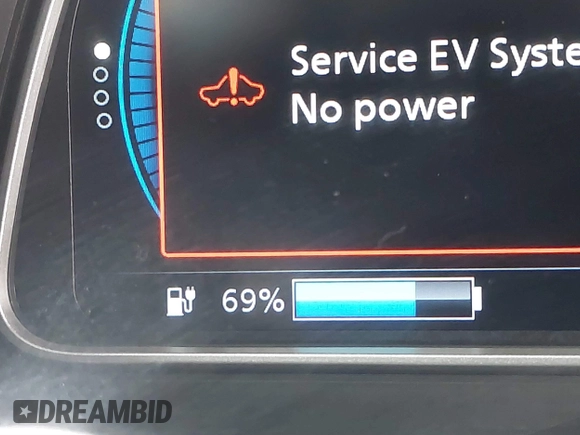 2023 Nissan LEAF S z VIN 1N4AZ1BV3PC556584, wystawiony jako IAAI lot #41515949 z przebiegiem 27 338 mil mil oraz . Historia ofert i sprzedaży dostępna na DreamBid. Obrazek 17.