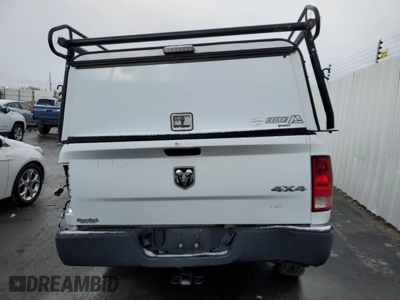 2020 Ram 1500 Tradesman z VIN 3C6JR7DT1LG260552, wystawiony jako Copart lot #49009535 z przebiegiem 107 514 mil mil oraz Szkoda całkowita • Salvage title. Historia ofert i sprzedaży dostępna na DreamBid. Obrazek 6.