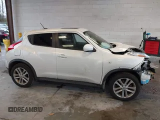 2013 Nissan Juke S with VIN JN8AF5MV1DT221881, listed as a IAAI auction lot 41192176 with 71,042 mi miles. Bid and sale history available at carsss.com. Image 14.