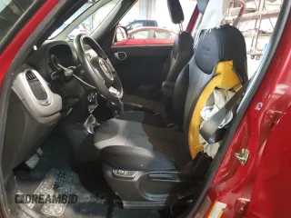 2015 FIAT 500L Easy with VIN ZFBCFABH9FZ030061, listed as a Copart auction lot 55311245 with 101,284 mi miles and Salvage title. Bid and sale history available at DreamBid. Image 7.