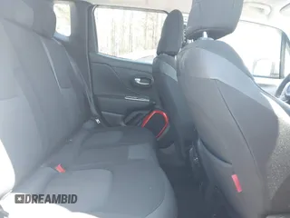 2018 Jeep Renegade Trailhawk with VIN ZACCJBCB0JPG81047, listed as a IAAI auction lot 41847353 with 72,136 mi miles. Bid and sale history available at carsss.com. Image 8.