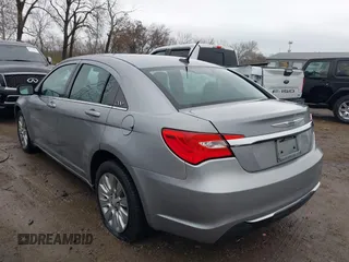 2014 Chrysler 200 LX with VIN 1C3CCBAG6EN171152, listed as a IAAI auction lot 40937790 with 141,865 mi miles. Bid and sale history available at carsss.com. Image 3.