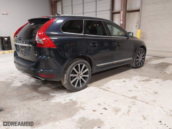 2016 Volvo XC60 T5 Drive-E Premier with VIN YV440MDK4G2853615, listed as a IAAI auction lot 41642524 with 173,852 mi miles. Bid and sale history available at carsss.com. Image 4.