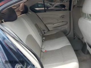 2016 Nissan Versa S z VIN 3N1CN7AP9GL818264, wystawiony jako Copart lot #56643895 z przebiegiem 55 110 mil mil oraz Szkoda całkowita • Salvage title. Historia ofert i sprzedaży dostępna na DreamBid. Obrazek 10.