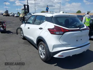 2022 Nissan Kicks S with VIN 3N1CP5BV3NL499825, listed as a IAAI auction lot 41932673 with 48,664 mi miles. Bid and sale history available at carsss.com. Image 3.