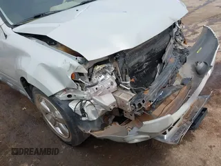 2009 Ford Escape Limited с VIN 1FMCU94G99KD11761, выставлен на аукционе IAAI как лот 41602792 с пробегом 117 365 миль миль и . История ставок и продаж доступна на DreamBid. Изображение 6.