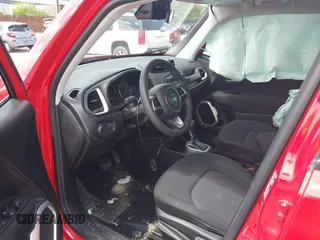 2020 Jeep Renegade Sport z VIN ZACNJBAB0LPM08654, wystawiony jako IAAI lot #42204513 z przebiegiem 46 312 mil mil oraz . Historia ofert i sprzedaży dostępna na DreamBid. Obrazek 5.