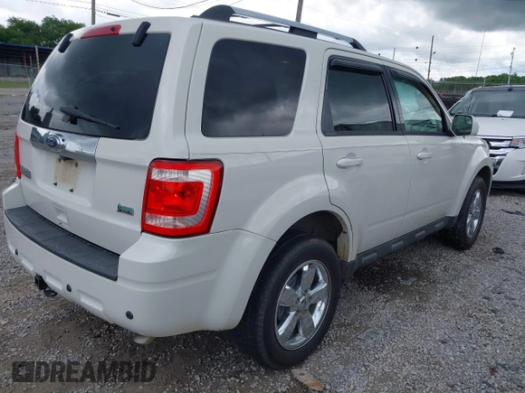 2010 Ford Escape Limited с VIN 1FMCU0EG1AKD30643, выставлен на аукционе IAAI как лот 42241302 с пробегом 180 142 миль миль и . История ставок и продаж доступна на DreamBid. Изображение 4.