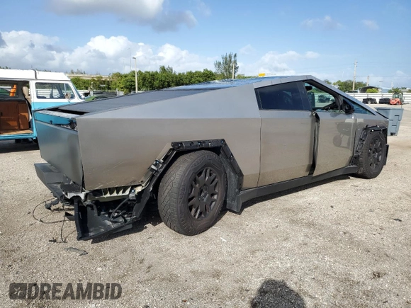 2024 Tesla Cybertruck Cyberbeast z VIN 7G2CEHEE5RA000103, wystawiony jako Copart lot #78871284 z przebiegiem Nie podano mil oraz Czysty tytuł • Clean title. Historia ofert i sprzedaży dostępna na DreamBid. Obrazek 3.