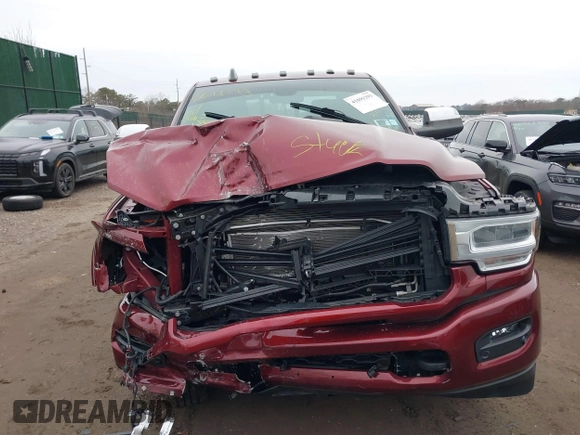 2021 Ram 2500 Laramie with VIN 3C6UR5FL3MG622834, listed as a IAAI auction lot 41691393 with 35,346 mi miles and . Bid and sale history available at DreamBid. Image 12.
