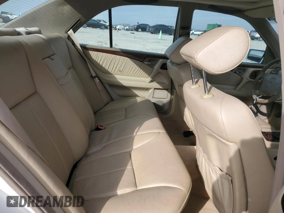 1998 Mercedes-Benz E-Class with VIN WDBJF65F4WA665505, listed as a Copart auction lot 42311695 with 389,016 mi miles and Salvage Title. Bid and sale history available at carsss.com. Image 10.