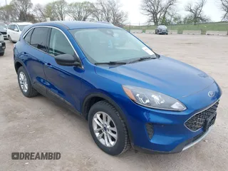 2022 Ford Escape SE with VIN 1FMCU9G65NUA63218, listed as a IAAI auction lot 41932334 with 80,566 mi miles. Bid and sale history available at carsss.com. Image 1.