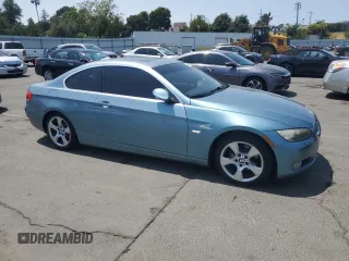 2009 BMW 3 Series 328i z VIN WBAWV135X9P123508, wystawiony jako Copart lot #59635605 z przebiegiem 149 053 mil mil oraz Szkoda całkowita • Salvage title. Historia ofert i sprzedaży dostępna na DreamBid. Obrazek 4.