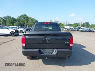 2018 Ram 1500 Express с VIN 1C6RR7FG3JS351413, выставлен на аукционе IAAI как лот 42757790 с пробегом 72 812 миль миль и . История ставок и продаж доступна на DreamBid. Изображение 16.