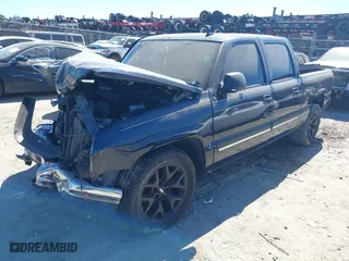 2006 Chevrolet Silverado 1500 LT1 with VIN 2GCEC13T061211835, listed as a IAAI auction lot 41678812 with 162,590 mi miles. Bid and sale history available at carsss.com. Image 17.