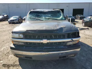 2000 Chevrolet Silverado 1500 LT with VIN 1GCEK19T7YE190607, listed as a Copart auction lot 46532245 with 174,903 mi miles and Salvage Title. Bid and sale history available at carsss.com. Image 5.