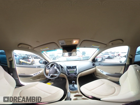 2013 Hyundai Accent GLS z VIN KMHCU4AE8DU275645, wystawiony jako IAAI lot #42139737 z przebiegiem 85 031 mil mil oraz . Historia ofert i sprzedaży dostępna na DreamBid. Obrazek 18.