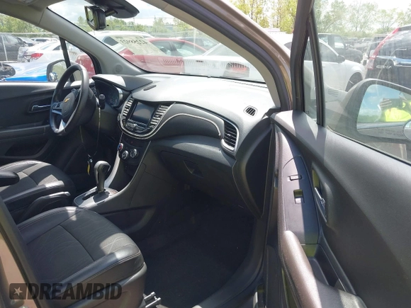 2020 Chevrolet Trax LT z VIN KL7CJLSB1LB336157, wystawiony jako IAAI lot #42258923 z przebiegiem 50 868 mil mil oraz . Historia ofert i sprzedaży dostępna na DreamBid. Obrazek 5.