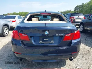 2011 BMW 5 Series 535i with VIN WBAFR7C50BC600838, listed as a IAAI auction lot 41981329 with 188,520 mi miles and . Bid and sale history available at carsss.com. Image 16.