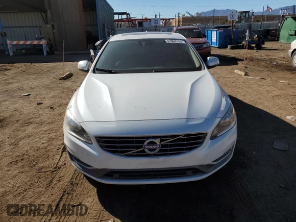 2018 Volvo S60 Inscription z VIN LYV402HK9JB168579, wystawiony jako Copart lot #47094155 z przebiegiem 61 979 mil mil oraz Szkoda całkowita • Salvage title. Historia ofert i sprzedaży dostępna na DreamBid. Obrazek 5.