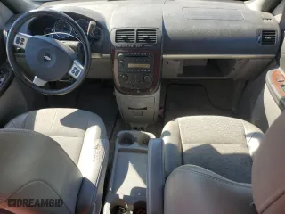 2008 Chevrolet Uplander LT w/1LT with VIN 1GNDV33148D180345, listed as a Copart auction lot 70340724 with 158,298 mi miles and Salvage Title. Bid and sale history available at carsss.com. Image 8.