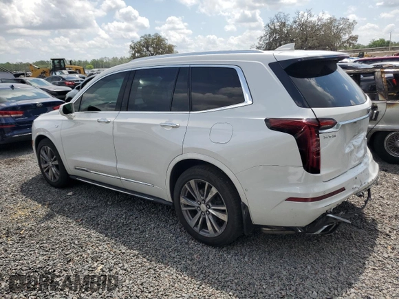 2020 Cadillac XT6 FWD Premium Luxury z VIN 1GYKPCRSXLZ183458, wystawiony jako Copart lot #51249275 z przebiegiem 73 177 mil mil oraz Szkoda całkowita • Salvage title. Historia ofert i sprzedaży dostępna na DreamBid. Obrazek 2.