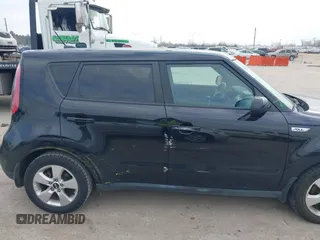 2018 Kia Soul with VIN KNDJN2A29J7890637, listed as a IAAI auction lot 41510529 with 102,140 mi miles. Bid and sale history available at carsss.com. Image 13.