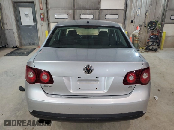 2010 Volkswagen Jetta S with VIN 3VWJX7AJ0AM002486, listed as a Copart auction lot 44624925 with 140,248 mi miles and Salvage title. Bid and sale history available at DreamBid. Image 6.