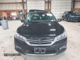 2015 Honda Accord EX-L с VIN 1HGCR2F83FA108872, выставлен на аукционе IAAI как лот 42277894 с пробегом 193 280 миль миль и . История ставок и продаж доступна на DreamBid. Изображение 13.