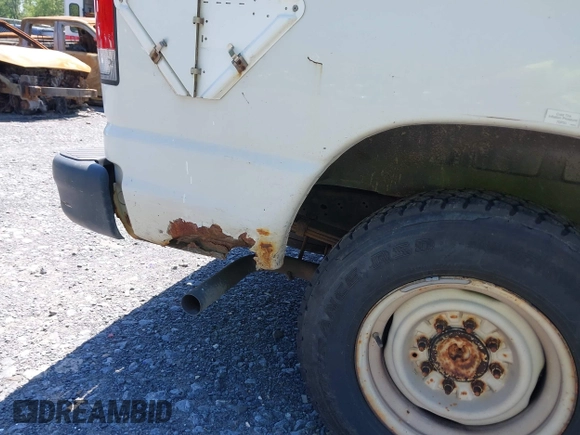2010 Ford Econoline Cargo Commercial with VIN 1FTNE1EW1ADA91803, listed as a IAAI auction lot 42449203 with 183,537 mi miles and . Bid and sale history available at DreamBid. Image 12.
