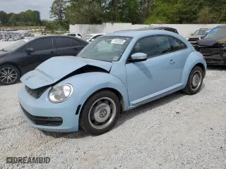 2012 Volkswagen Beetle 2.5L with VIN 3VWJX7AT3CM638565, listed as a Copart auction lot 51822625 with 214,341 mi miles and Salvage Title. Bid and sale history available at carsss.com. Image 1.