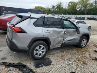 2024 Toyota RAV4 LE with VIN 2T3G1RFVXRC461039, listed as a Copart auction lot 65604044 with 1,201 mi miles and Salvage Title. Bid and sale history available at carsss.com. Image 3.
