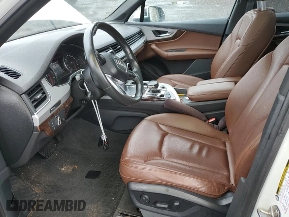 2018 Audi Q7 Premium Plus с VIN WA1LHAF79JD018663, выставлен на аукционе Copart как лот 60063345 с пробегом 134 946 миль миль и Списание • Salvage title. История ставок и продаж доступна на DreamBid. Изображение 7.