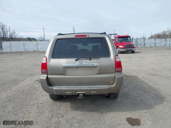 2006 Toyota 4Runner SR5 with VIN JTEBU14RX60079533, listed as a IAAI auction lot 42082714 with 222,380 mi miles. Bid and sale history available at carsss.com. Image 16.
