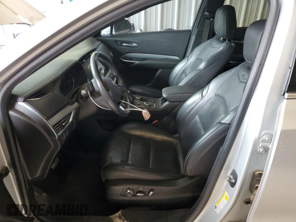 2019 Cadillac XT4 FWD Premium Luxury with VIN 1GYFZCR46KF198424, listed as a Copart auction lot 55465185 with 84,706 mi miles and Salvage title. Bid and sale history available at DreamBid. Image 7.