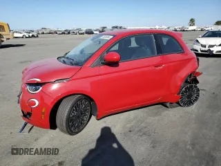 2024 FIAT 500e INSPI(RED) with VIN ZFAFFAA4XRX205823, listed as a Copart auction lot 75035344 with 2,897 mi miles and Salvage Title. Bid and sale history available at carsss.com. Image 1.