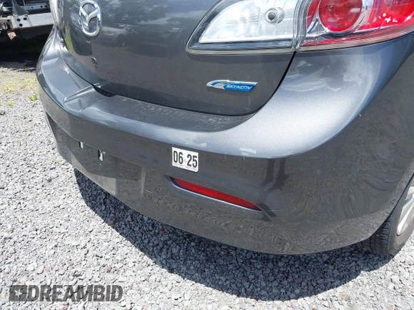 2013 Mazda 3 i Touring with VIN JM1BL1L71D1784512, listed as a IAAI auction lot 42057117 with 70,112 mi miles and . Bid and sale history available at DreamBid. Image 12.