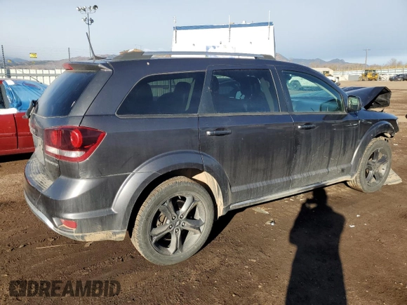 2019 Dodge Journey Crossroad with VIN 3C4PDCGB3KT867653, listed as a Copart auction lot 82591924 with 123,438 mi miles and Salvage Title. Bid and sale history available at DreamBid. Image 3.