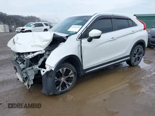 2018 Mitsubishi Eclipse Cross SE with VIN JA4AT5AA6JZ070237, listed as a IAAI auction lot 41922238 with 82,571 mi miles and . Bid and sale history available at DreamBid. Image 18.