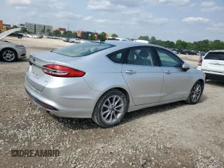 2017 Ford Fusion SE with VIN 3FA6P0H78HR202173, listed as a Copart auction lot 60341745 with 186,399 mi miles and Salvage title. Bid and sale history available at DreamBid. Image 3.